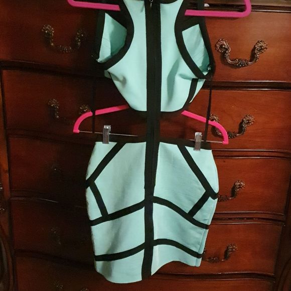 2B by BeBe Sexy Cut Out Bandage Dress  XS - Picture 6 of 7